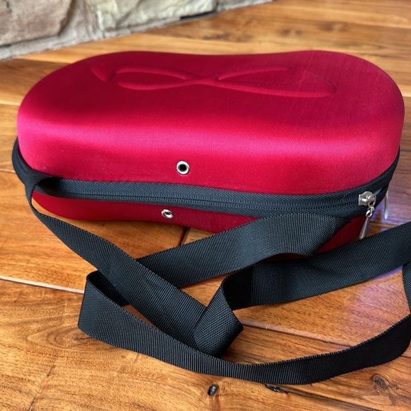 Nfinity Shoe Case - Picture 2 of 6